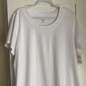 Style&Co white top T-shirt round neck empbelishment